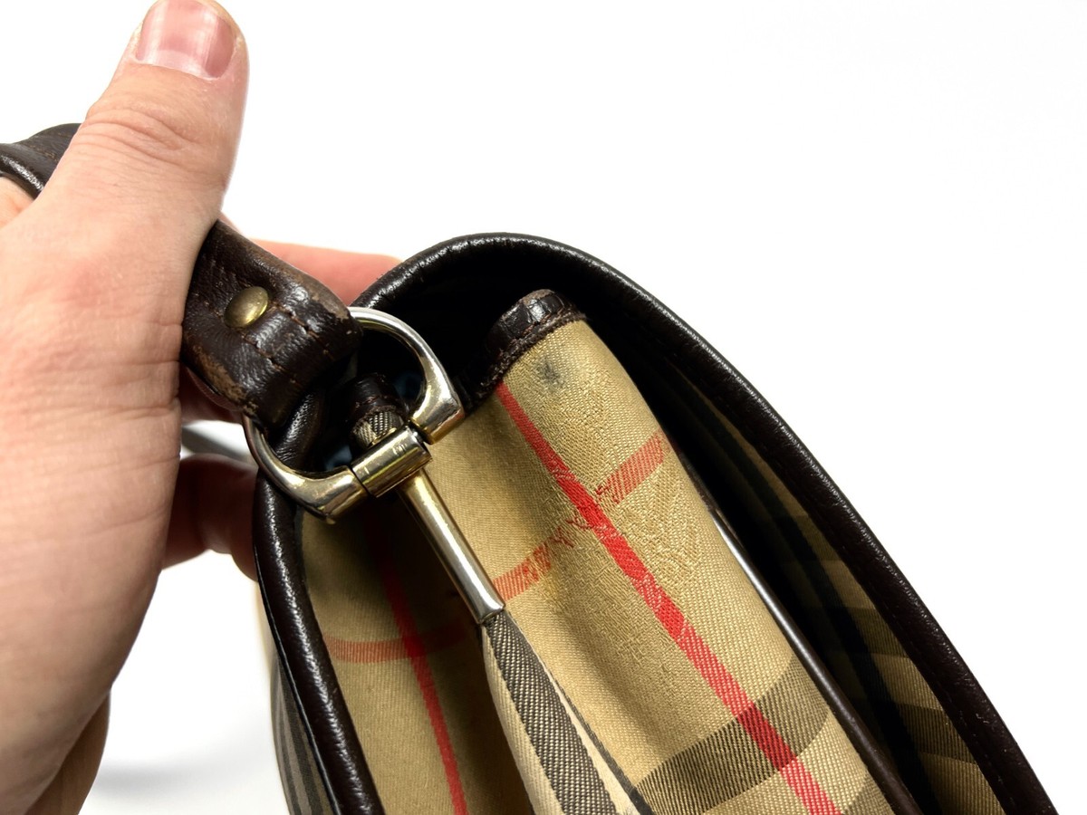 RARE Vintage Burberry Full Nova Check Beige Crossbody RARE Vintage Burberry Full Nova Check Beige Crossbody