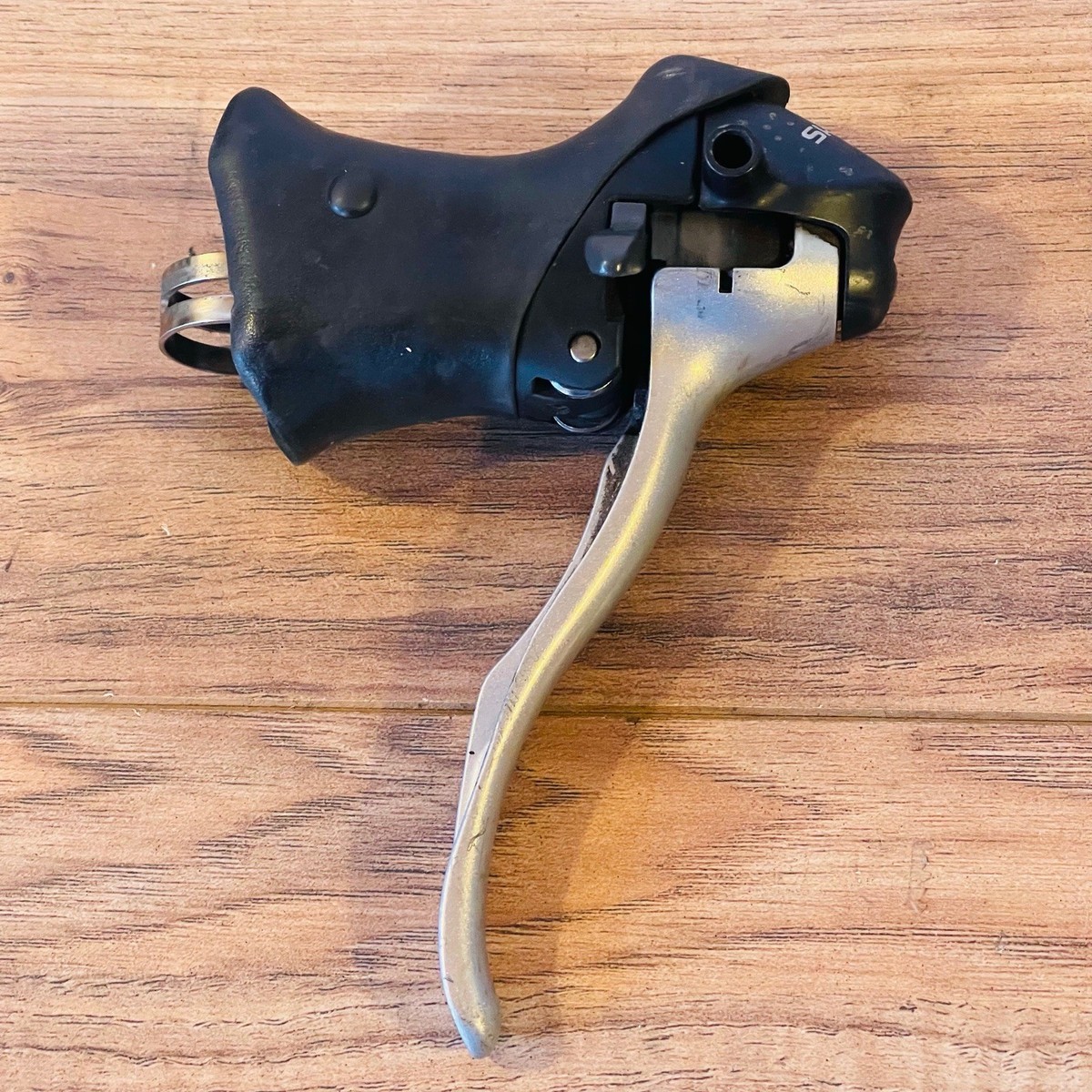 Shimano Sora ST-3300 / 3304 3 x 8 Road Triple Shifter Brake Levers