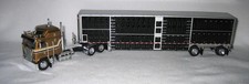 1/64thDCP60-2125Kenworth K100 COE Dorado/Negro Negro Wilson Eje Extendido Ganadería