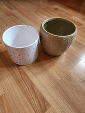 Set of 2 Decorative Ceramic Plant Pots / Planters