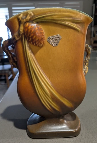 Roseville Pine Cone Brown 30’s Vintage Art Deco Pottery Ceramic Vase 121-7