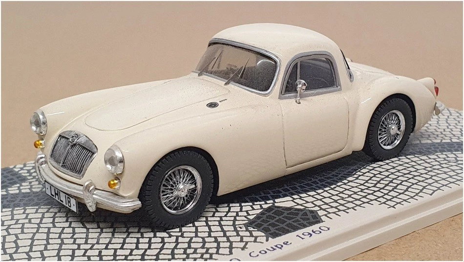 Miniature MG Twin Cam #33 – Le Mans 1959 – Bizarre 1/43 BZ342 – Comme Neuve En Boîte