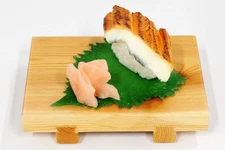 Food Replica Sushi Conger Eel with Sushi Geta Cell Phone Stand