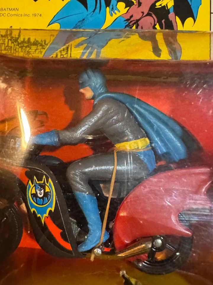 CORGI #268 BATMAN BATBIKE (NIB) 1983 w/Missles - Image 4 of 4
