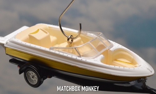 Waterski Wakeboard Speed Boat Christmas Ornament Mastercraft Sea Ray Water Ski - Picture 7 of 16