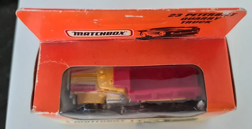 Camión de cantera Peterbilt Matchbox 23 1997 - PACE - El camión de volteo Peterbilt Foto 4 de 4