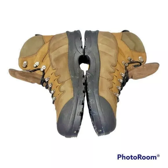 Montrail hiking sales boots discontinued