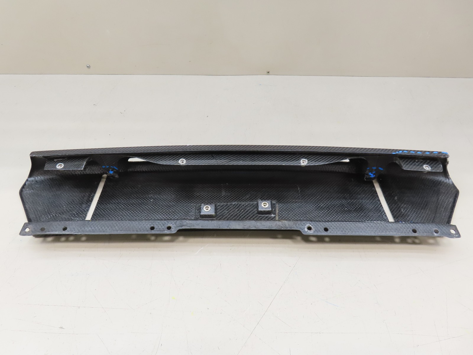 2015-2020 LAMBORGHINI HURACAN REAR CARBON FIBER UPPER TRUNK COVER OEM