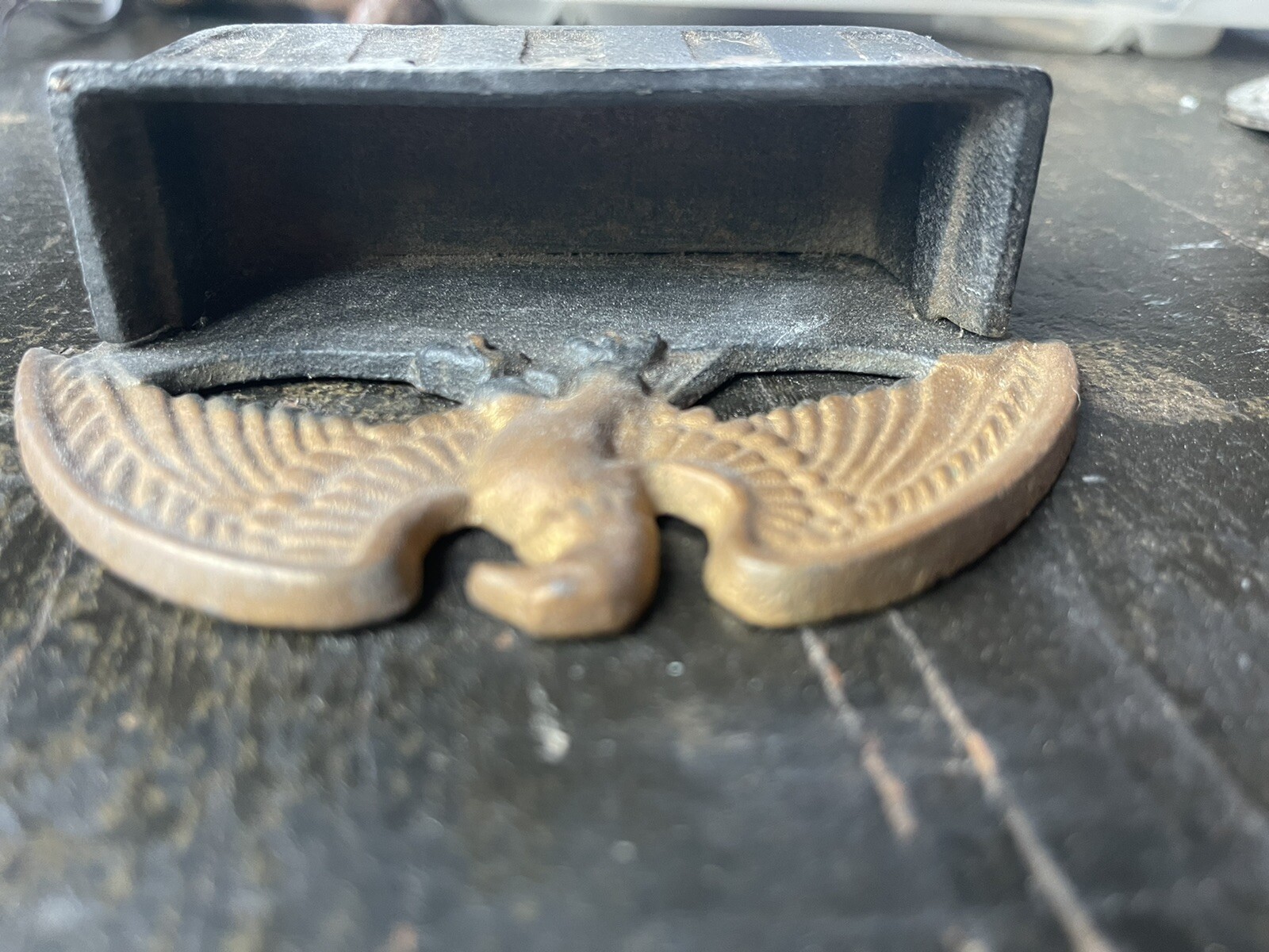 VINTAGE WILTON CAST IRON WALL MATCH SAFE EAGLE AMERICANA eBay