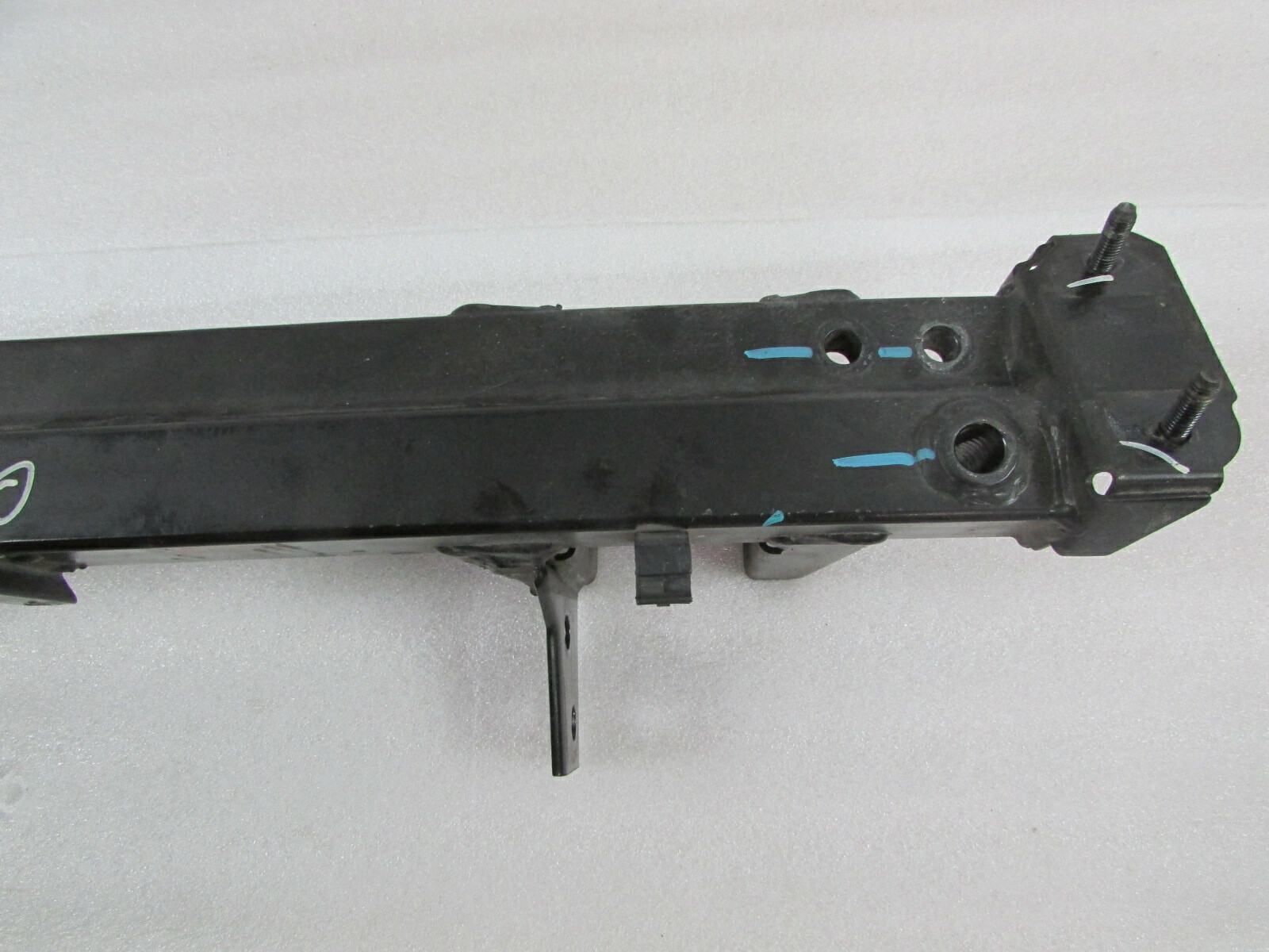 Maserati Granturismo, Rear Cross Member Bracket, Used, P/N 239078