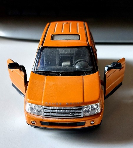 Kinsmart Range Rover Sport - Picture 3 of 7