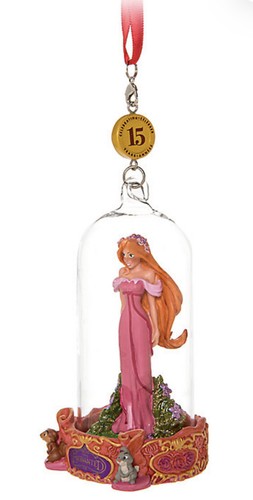 Disney Store Enchanted 15th Anniversary Giselle Legacy Sketchbook Ornament 2022 - Picture 10 of 10