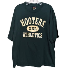 Vintage Hooters Athletics T-Shirt Size XL Green Single Stitch 80s 90 Graphic Tee