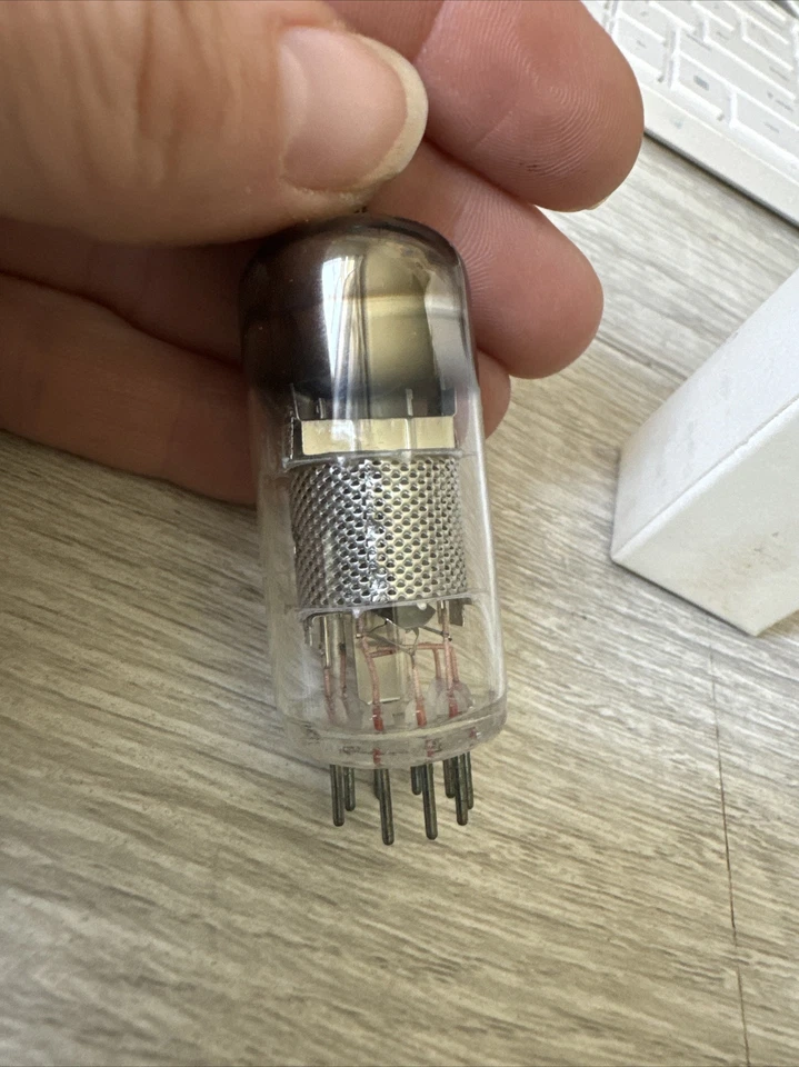 6EJ7 EF183 CEI аудио вакуумная трубка Западной Германии сетки рамка сетки - Изображение 4 из 4