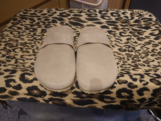 Picture 4 of 20