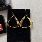 Picture 2 of 6
