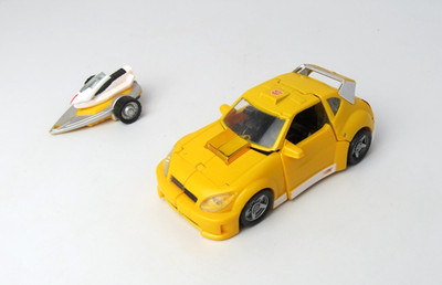 Transformers Bumblebee C-02 Henkei! Henkei! Deluxe komplett mit Jetski
