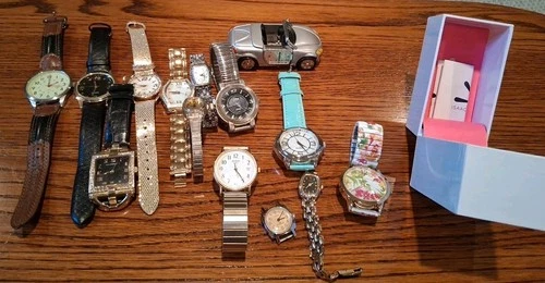 Watches!!! Lot Of 14 Vintage, Porche Car Watch, Timex Issac Mizrahi, Acqua