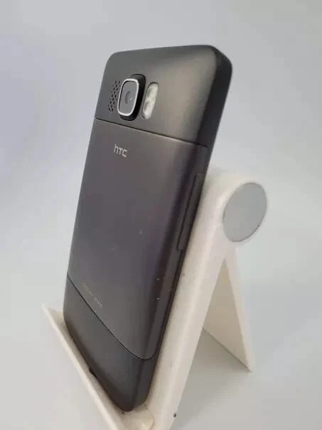 HTC HD2 PB81100 Black Unlocked 512MB Touchscreen Windows Smartphone - Image 3 of 4