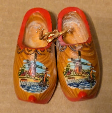 Vintage Holland Carved Wooden Dutch Clogs 3.5"