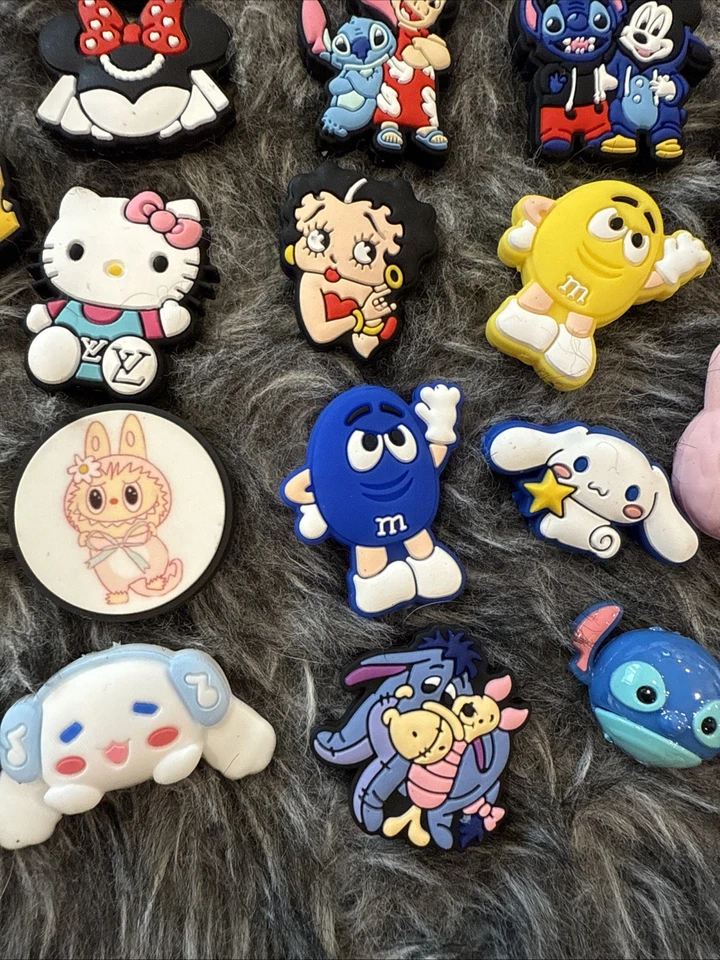 20 Piece Random Mix Of Adorable Popular Silicone Focal Beads - Image 4 of 4