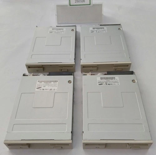 Floppy Drive / Disketten Laufwerk / Samsung / SFD-321B / 3,5" / für PC