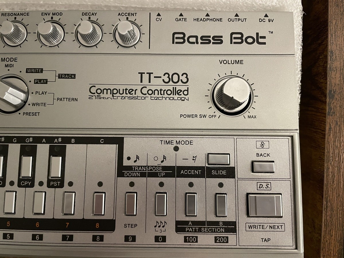 鍵盤楽器 cyclone-analogic Bass Bot TT-303 V2 Bass bot TT-303 the best clone of TB-303