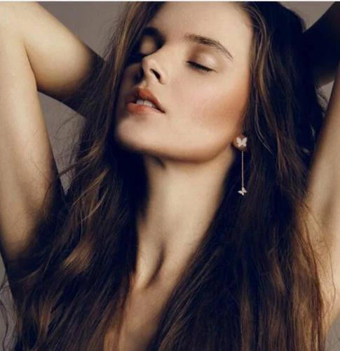 18K WHITE GOLD GF STUD MADE WITH SWAROVSKI CRYSTAL BUTTERFLY EARRINGS 925 SILVER Foto 4 de 4