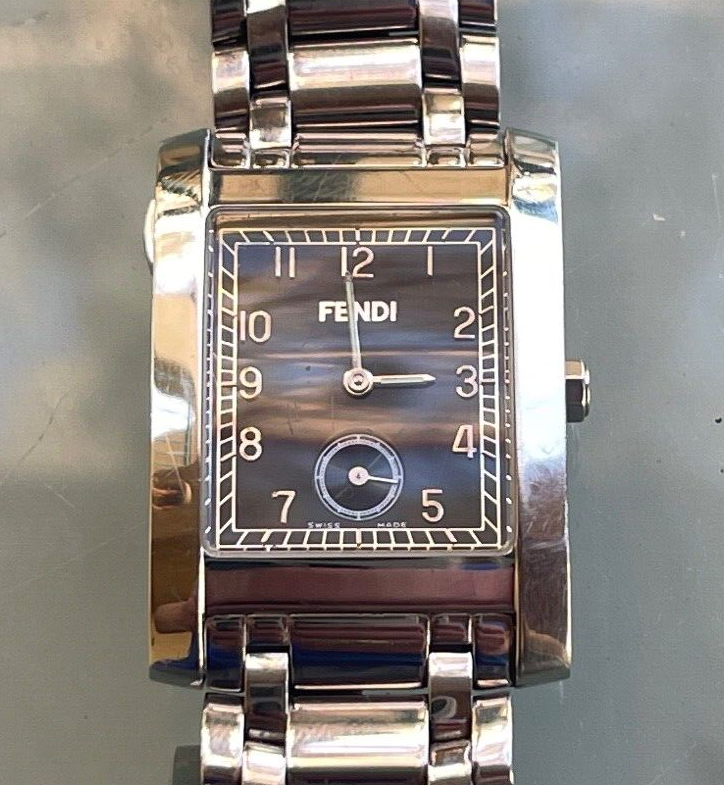 Fendi Orologi Watch Silver Tone & Black Dial Lady Watches Fendi Orologi Watch Silver Tone & Black Dial Lady Watches
