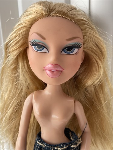 Bratz Talking Cloe Doll - 第 2/5 張圖片
