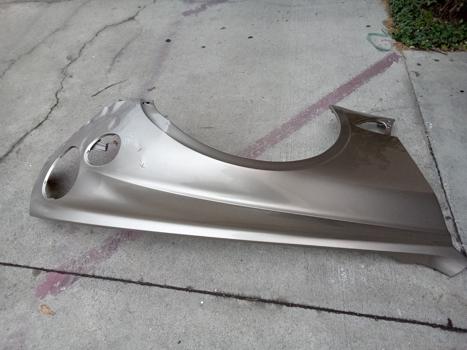 19-23 BENTLEY CONTINENTAL GT PASSENGER  SIDE FENDER  OEM (78) 3SD805626