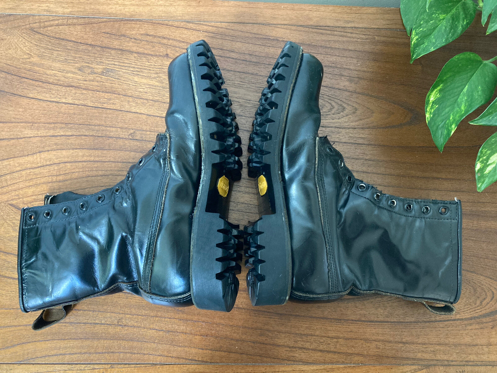 Chippewa Boots Size Womens 6 1/2 B Black Made USA Lace Up Vibram 17759 No Laces