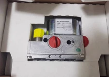 New In Box AVENTICS R414003371 ED02 Proportional Valve