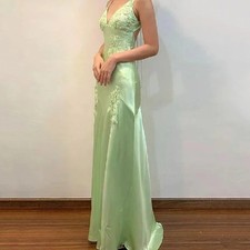 High Quality Satin Lace Appliques Prom Dress Backless V Neck Formal Evening Gown
