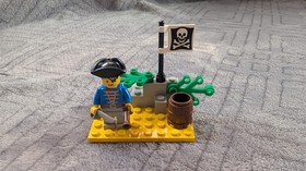 Lego Pirates Sets 6261, 6254, and 1464 All 100% Complete with Instructions