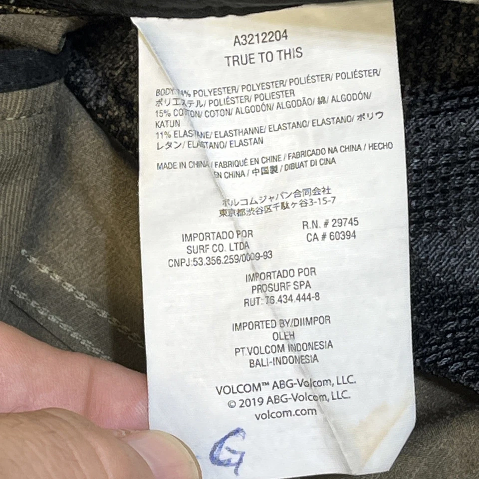 Volcom Shorts Mens Sz 32 Green 9” Inseam Stretch Skating Hipster Casual.     T13 - Image 4 of 4