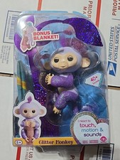 WowWee AUTHENTIC Fingerlings Glitter Monkey - Kiki Purple Glitter 