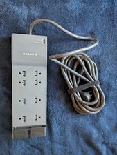 Belkin BE108230-12 Power Strip Surge Protector - 8-Outlet - 12" cord!