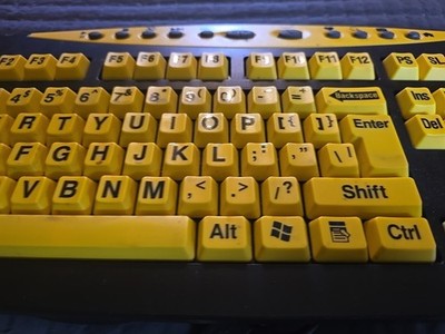 Big Bright Easy See Keyboard Yellow Large Print Letter Keys  Visual Impaired USB