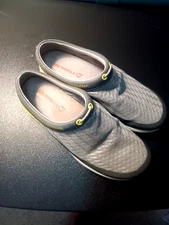 MERRELL Women'sEncore Breeze size 7 Gray. & White with yellow stitching