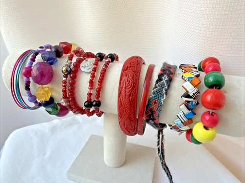 FUN & Colorful Gold carved  *16 Bracelets* Jewelry Lot Wire 1990s Y2K