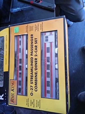 Rail King MTH # 30-6102 Santa Fe O-27 Streamlined Coach Passenger Train Car