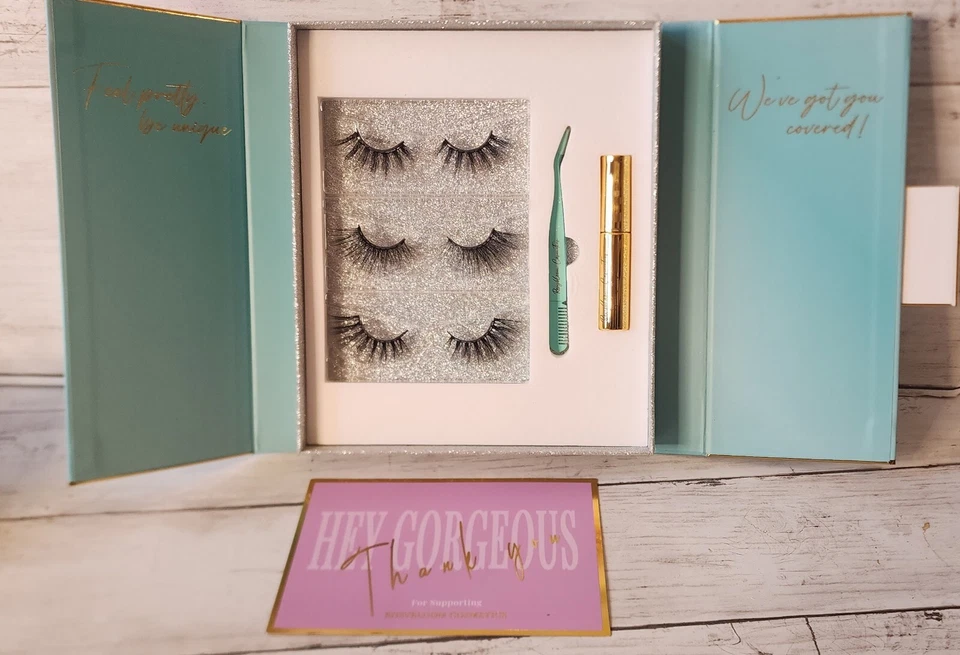 Kit de pestañas magnéticas Rosy Bloom Magic Foto 3 de 4