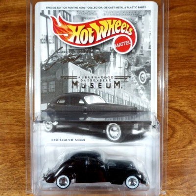 Hot Wheels Vintage Auburn Cord Duesenberg Museum 1936 Cord 810