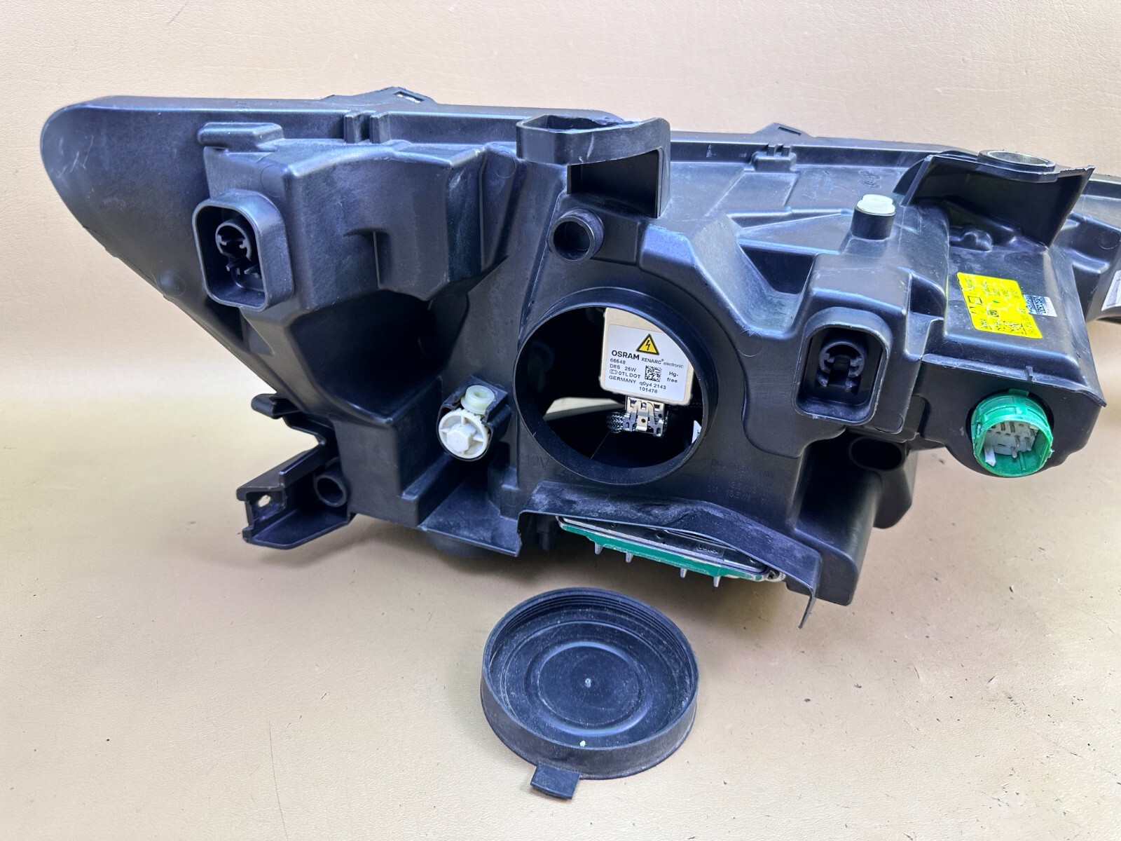 MINT 2017 - 2020 Maserati Levante Left Headlight Xenon Non-AFS OEM M161 Complete