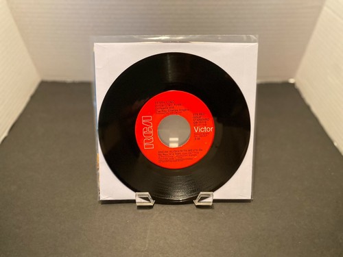 Perry Como & Mitchell Ayres' Orchestra* & The Ray Charles Singers–Catch A Fallin - Picture 2 of 4