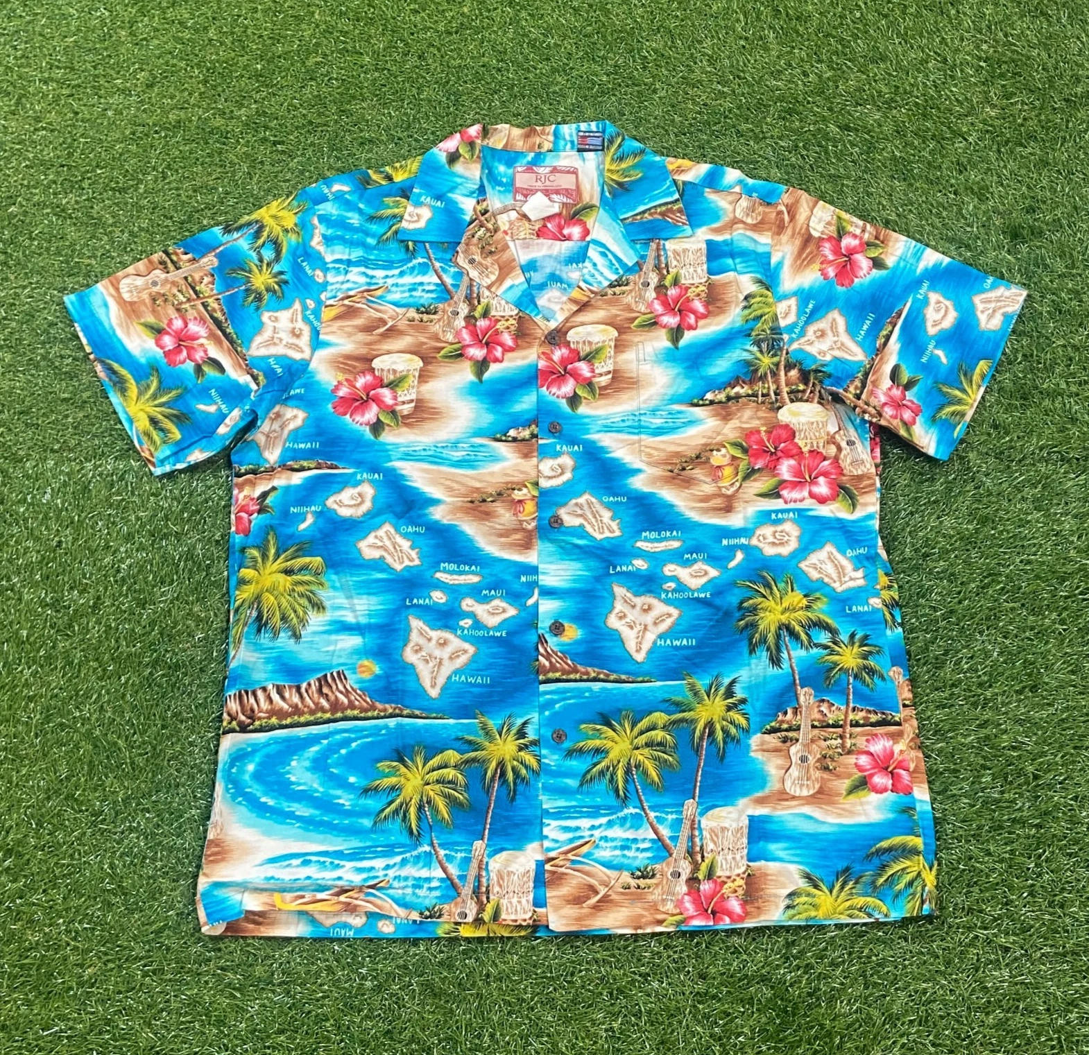 Vintage Hawaiian Shirt Made USA Size L Floral Beach Fun Hawaii All Over Print