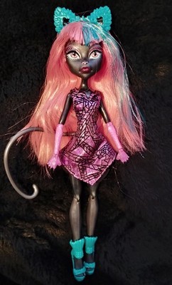Monster High Boo York, Boo York Catty Noir doll 2011 W/ Tail