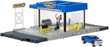 Action Drivers Auto Shop Playset with 1 Chevy Silverado, Moving Parts & Figures,
