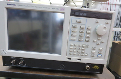 Tektronix RSA 6114A Spectrum Analyzer 9KHz-14GHz Pass Self-Tests Used